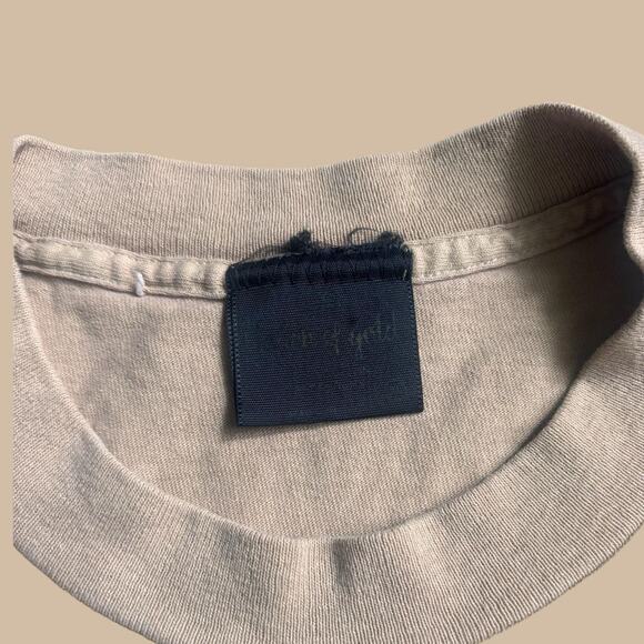 TAN EMBOSSED SEASHELL SINGLE STITCH TEE - Picture 3 of 5